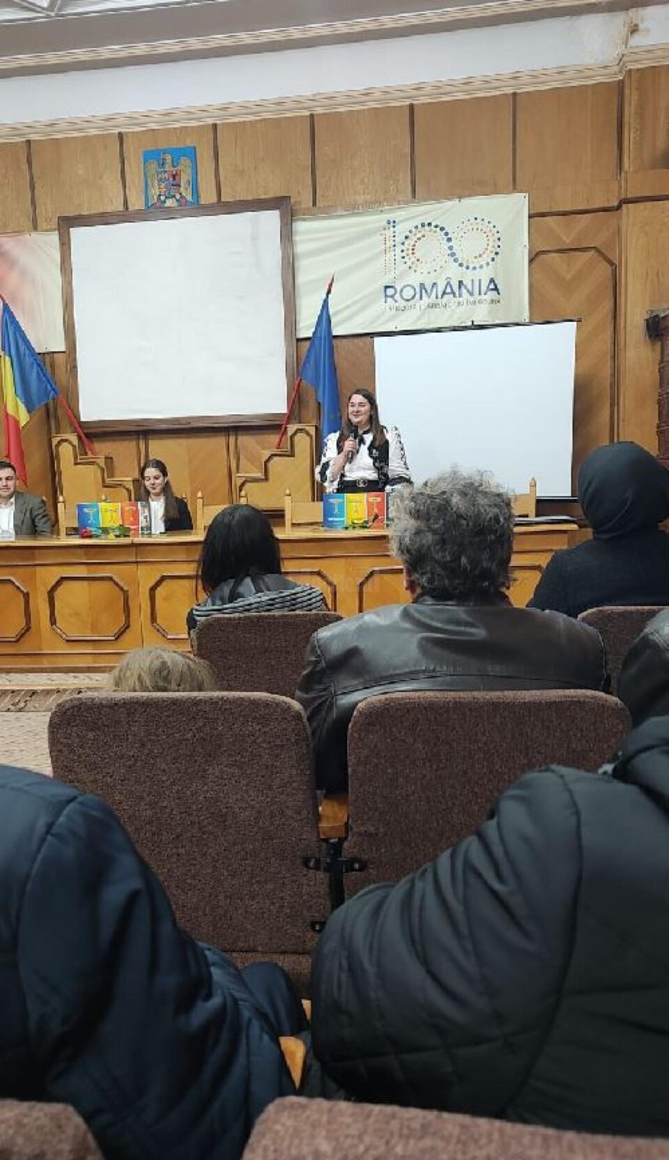 Patru cărți educative, lansate la Rădăuți