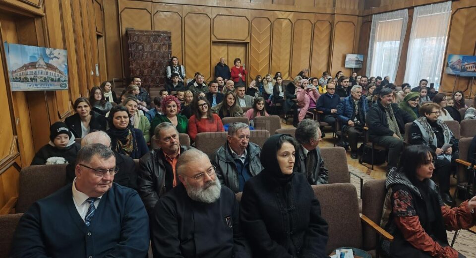 Patru cărți educative, lansate la Rădăuți