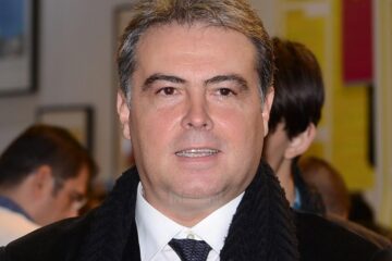 Prof. univ. dr. Adrian Cioroianu, invitat special la evenimentul ce marchează Centenarul Bibliotecii Bucovinei Suceava