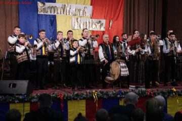 Gala de premiere „10 pentru folclor”, ediția a VIII-a, două zile de spectacole, la Suceava și Putna