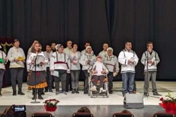„Deschide ochii, deschide inima”, un spectacol emoționant, la Teatrul „Matei Vișniec”