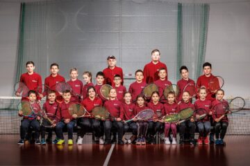 Tenismenii de la ACS „Nada Florilor” Fălticeni au obținut 10 medalii la Turneul Campionilor. Foto: Codrin Anton