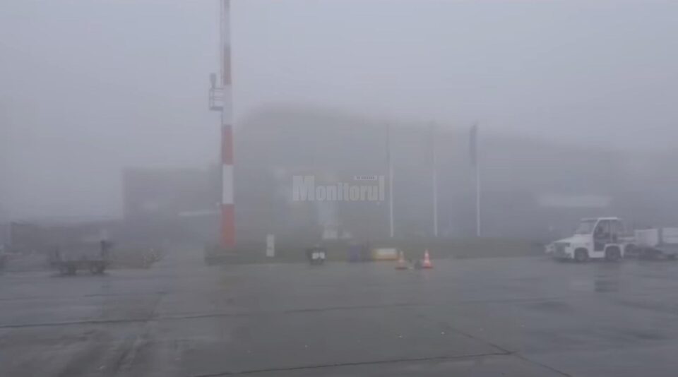 Ceață miercuri, pe Aeroportul Suceava