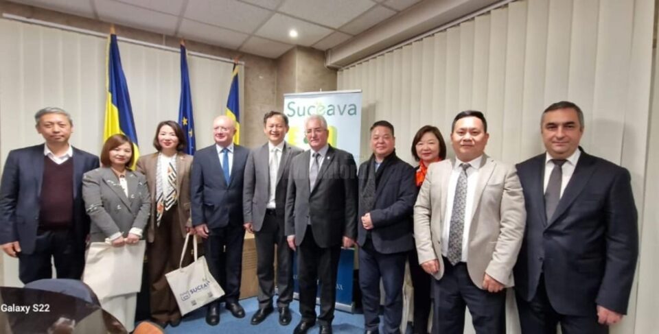 Delegație a unei universități de elită din China, la Primăria Suceava