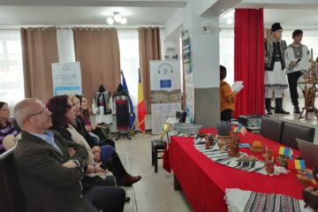 „Atelierul lui Moș Crăciun”, activități artistice desfășurate la Centrul Școlar Suceava