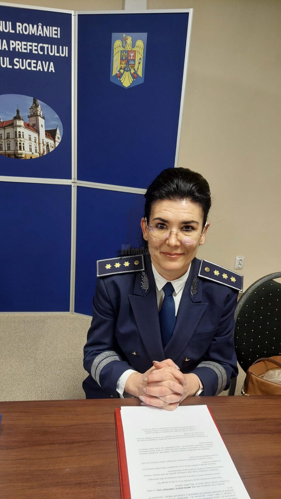 Șefa Serviciului Public Comunitar de Pașapoarte (SPCP) Suceava, comisar-șef Livia Grigoraș Șefa Serviciului Public Comunitar de Pașapoarte (SPCP) Suceava, comisar-șef Livia Grigoraș