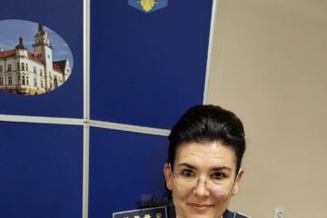 Șefa Serviciului Public Comunitar de Pașapoarte (SPCP) Suceava, comisar-șef Livia Grigoraș