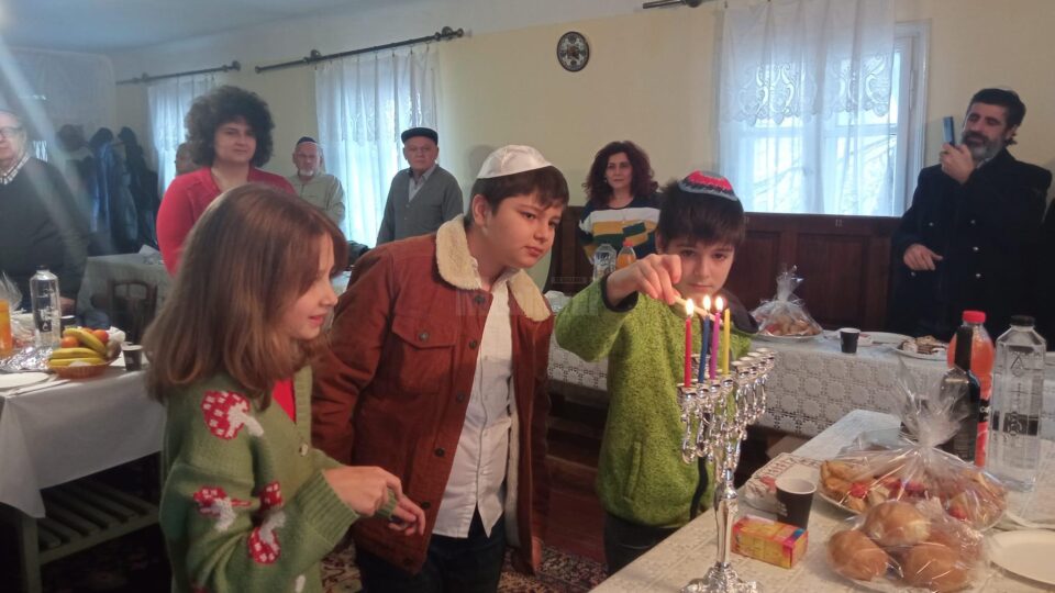 Hanuca, „Sărbătoarea luminilor”, celebrată de Comunitatea evreilor suceveni