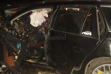 Autoturismul condus de tânărul care a intrat pe contrasens