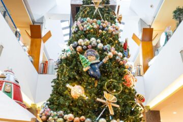 Ateliere de creație pentru copii și „Crăciunul Cosmic”, la Iulius Mall Suceava