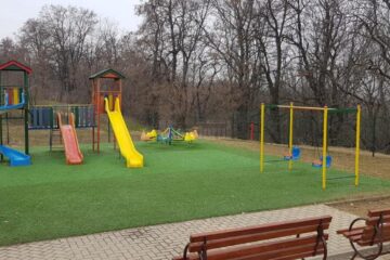 Locul de joacă, cu tot cu terenul de 658 mp din jurul său, donat Primăriei Suceava de către General Construct SA