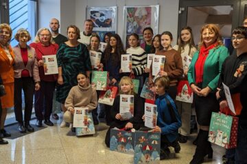 Clubul Lions Suceava a premiat elevii suceveni care au participat la Concursul internațional „Afișe pentru pace”