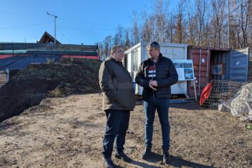 Gheorghe Flutur și Cătălin COman au verificat stadiul lucrărilor la noua bază nautică de la Fălticeni