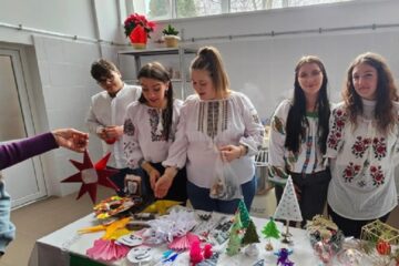 Elevii Colegiului Alimentar au strâns bani pentru bebelușii din Centrul Maternal Suceava