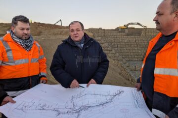 Președintele CJ Suceava a verificat lucrările de consolidare a ravenelor existente în apropierea Aeroportului ”Ștefan cel Mare”