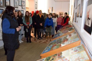 Muzeul Apelor „Mihai Băcescu” din Fălticeni oferă o expoziție inedită de șervețele