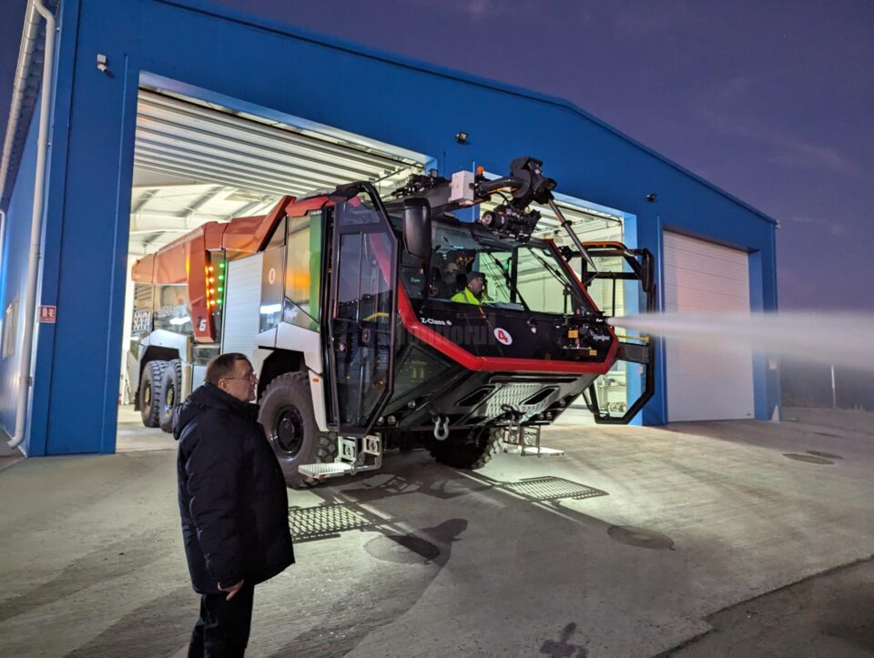 Gheorghe Flutur a verificat noile utilaje din dotarea aeroportului