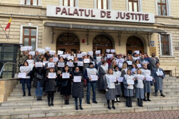 O nouă zi de protest pentru consilierii de probațiune din Suceava