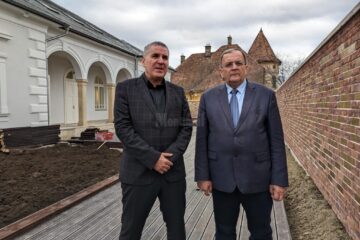 Președintele CJ Suceava, Gheorghe Flutur, și primarul din Siret, Adrian Popoiu