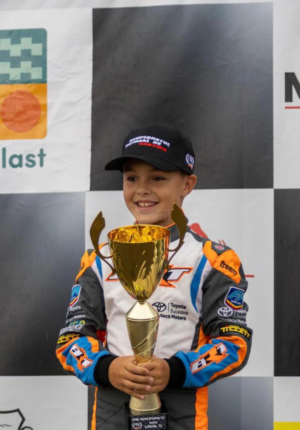 Vladimir Rebenciuc este unul dintre cei mai talentați piloți de karting din România Vladimir Rebenciuc este unul dintre cei mai talentați piloți de karting din România