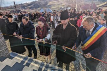 Gheorghe Flutur a participat la inaugurarea căminului cultural din comuna Comănești