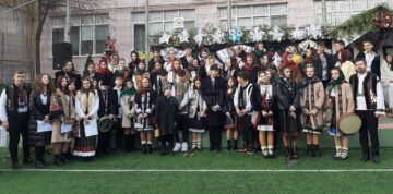 „Poveste de iarnă”, la Școala „Miron Costin” Suceava