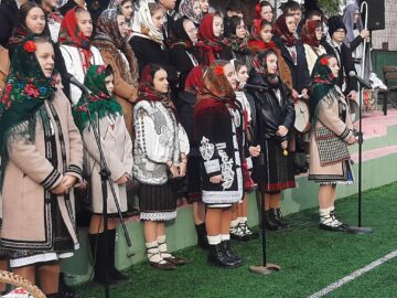 „Poveste de iarnă”, la Școala „Miron Costin” Suceava