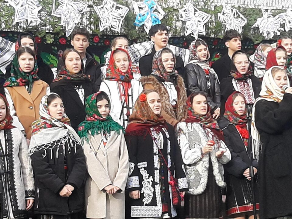 „Poveste de iarnă”, la Școala „Miron Costin” Suceava