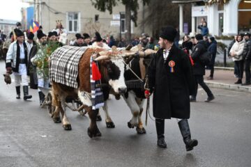 Parada obiceiurilor de iarnă