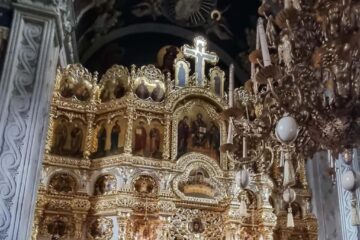 Tâlcuiri liturgice. Catapeteasma, icoana tuturor icoanelor