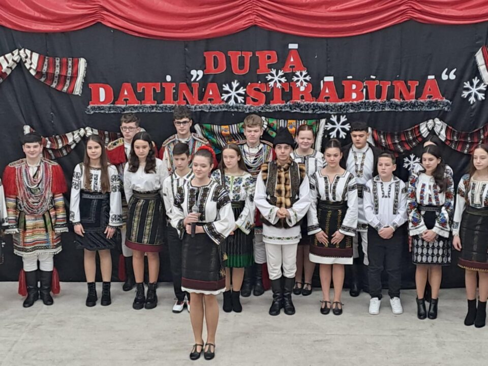 Festivalul local de datini și obiceiuri de iarnă „După datina străbună”, ediția a IX-a, la Casa de Cultură din Cajvana