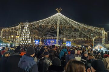 Revelion cu aproape 11.000 de participanți la Suceava, cu Bere Gratis, Amna și superbe focuri de artificii