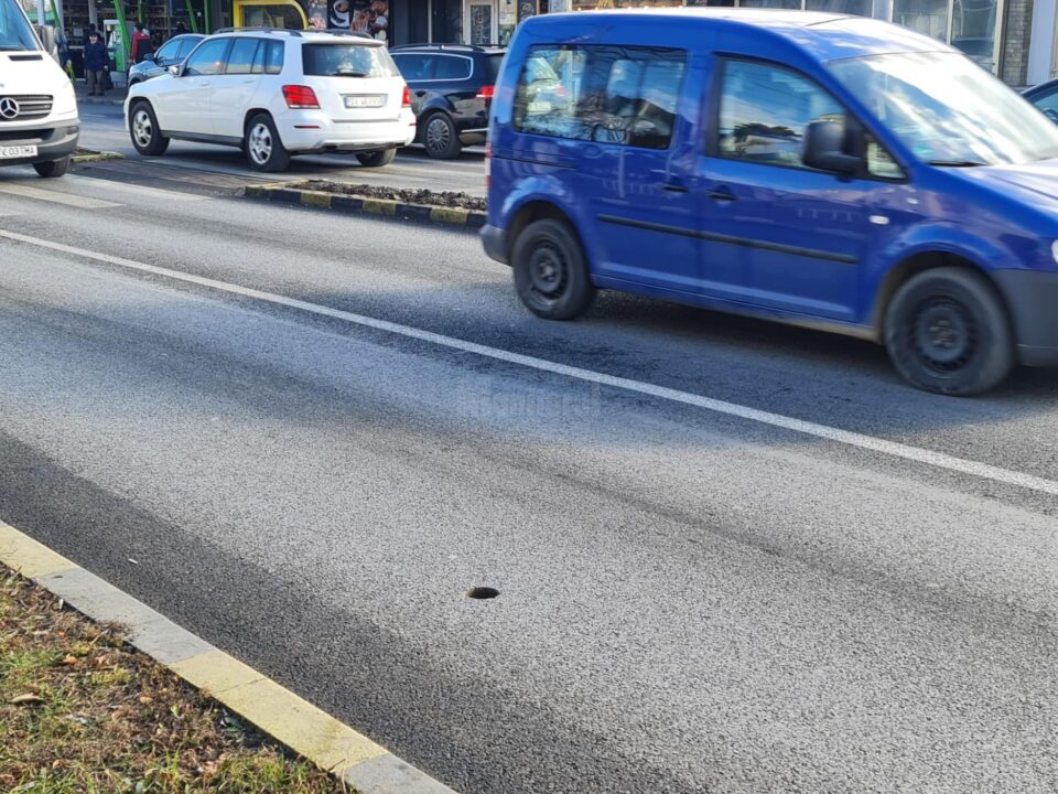 Probă de asfalt luată în centrul Sucevei