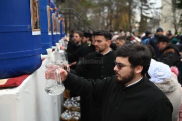 Botezul Domnului, la Mănăstirea ”Sf. Ioan cel Nou de la Suceava”