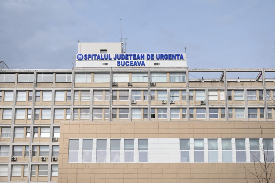 Gripa și Covid-19 umple camerele de gardă din spitale.