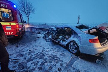 Autoturismul condus de tânărul sucevean