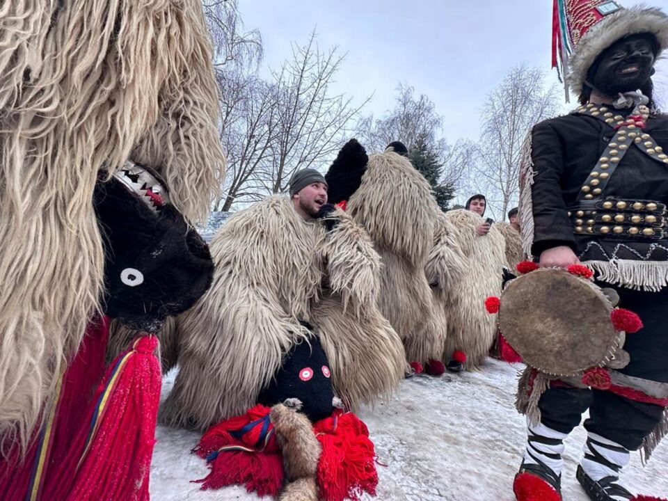 Festivalul obiceiurilor de iarna pe stil vechi Drăgușeni