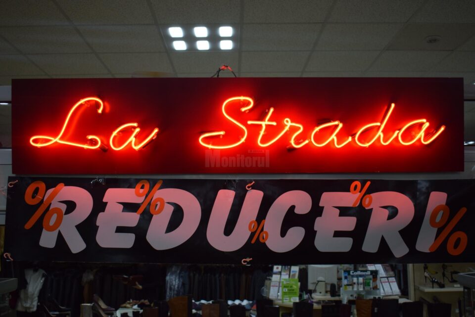 Început de an cu reduceri cuprinse între 40 și 50 la sută la majoritatea produselor, în magazinele „La Strada”