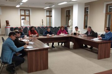 Protestatarii, așteptați în zadar de prefect