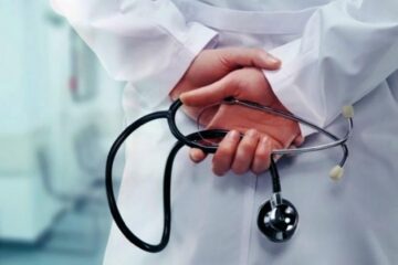 Colegiul Medicilor Suceava anunță că susține „orice formă de protest” la care vor recurge medicii din ambulatoriu și medicii de familie