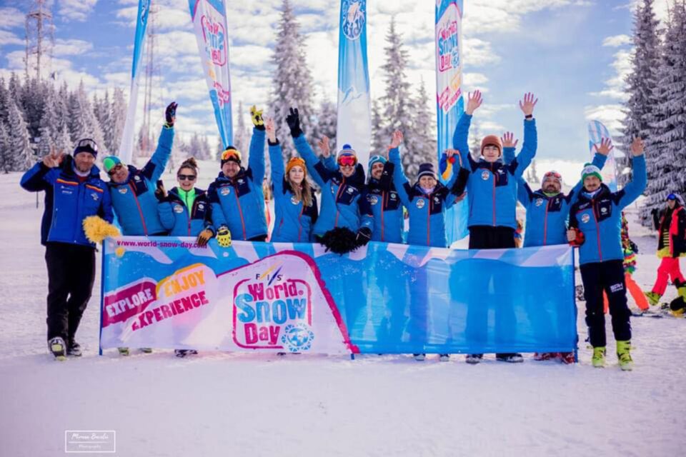 Ziua Mondială a Zăpezii (World Snow Day), duminică, pe Pârtia „Parc” din Vatra Dornei Ziua Mondială a Zăpezii (World Snow Day), duminică, pe Pârtia „Parc” din Vatra Dornei