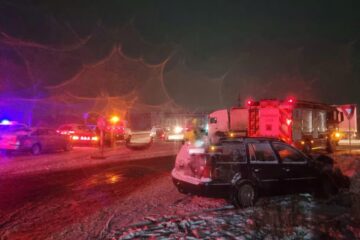 Carambol între patru autovehicule, la Rădăuți