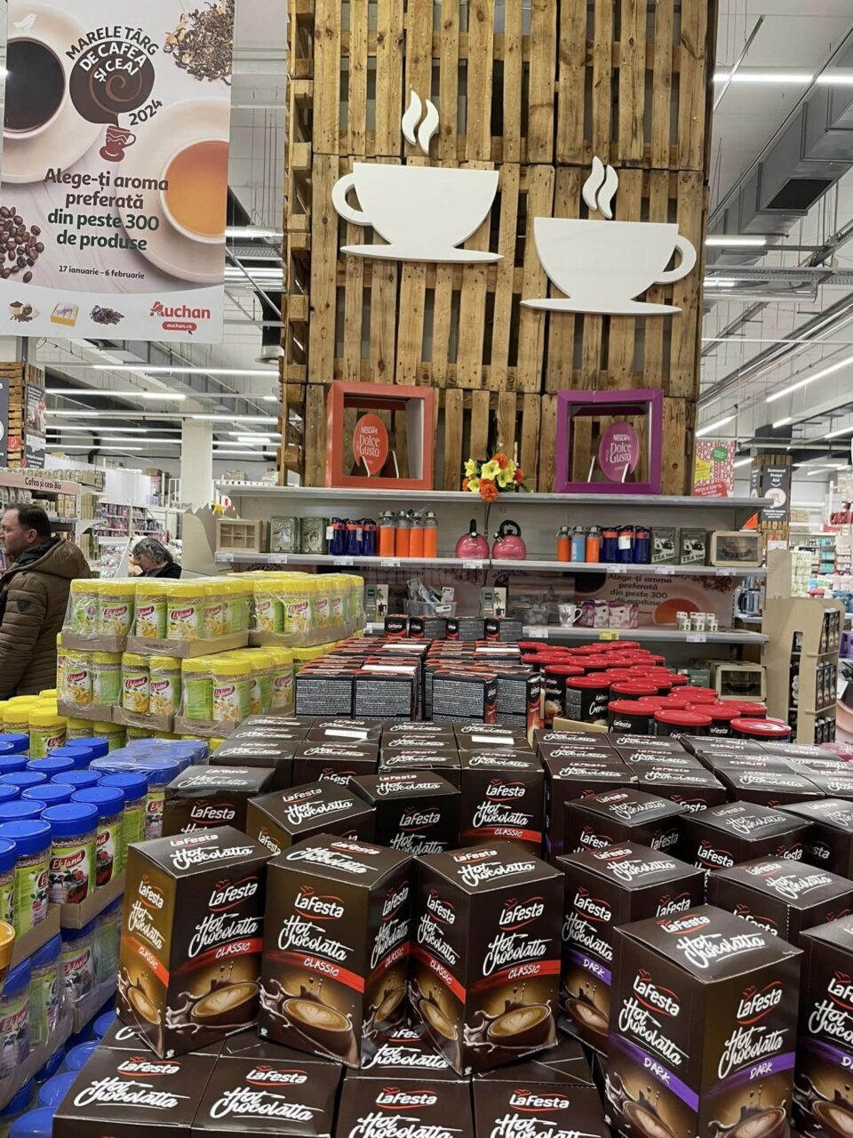 Cea de-a XII-a ediție a Marelui Târg de Cafea și Ceai are loc în hipermarketul Auchan până pe 6 februarie 2024 3