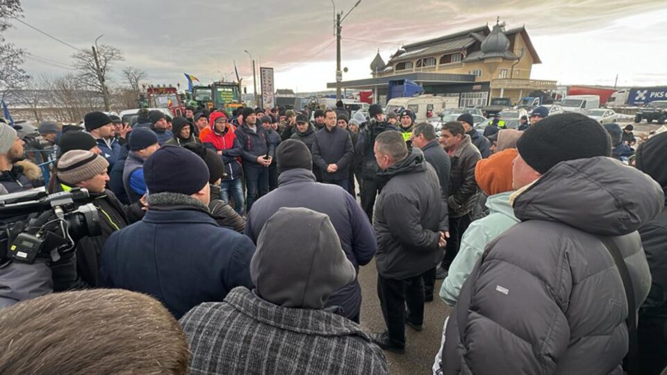 Protestul fermierilor din Vama Siret continuă