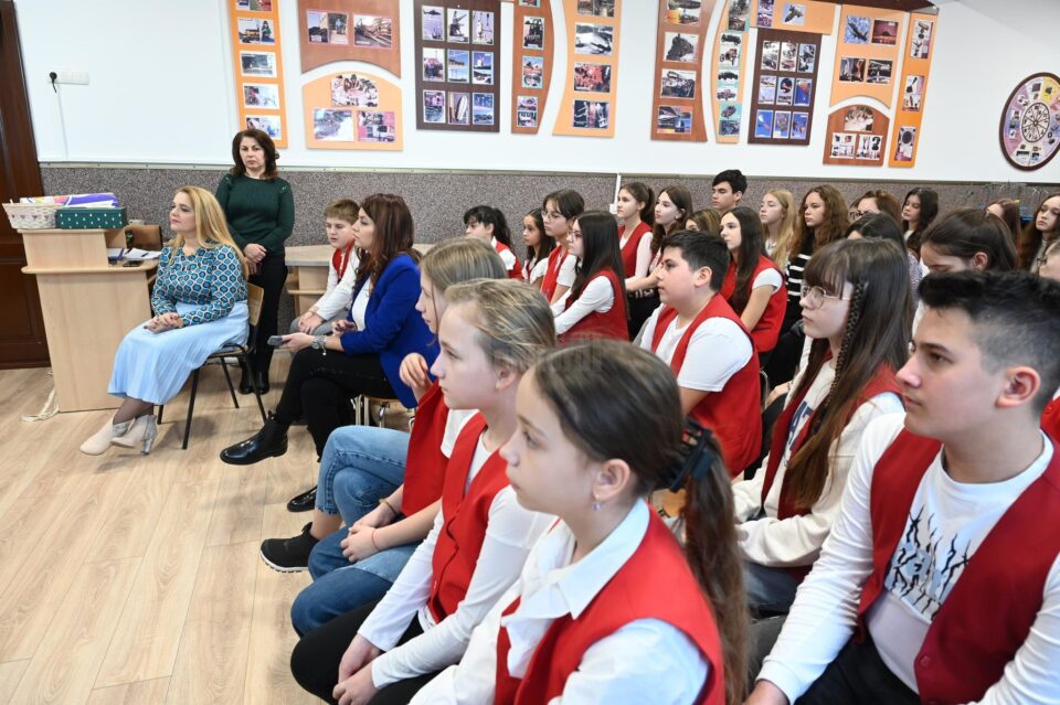 Proiect pentru prevenirea violenței în mediul școlar, demarat la Școala nr. 3
