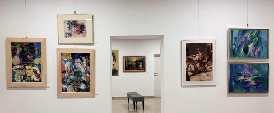 Vernisajul expoziției de artă plastică „Pe aripi de cântec”, miercuri, la Muzeul de Istorie Vernisajul expoziției de artă plastică „Pe aripi de cântec”, miercuri, la Muzeul de Istorie