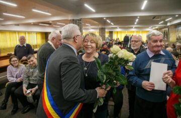 40 de Cupluri de Aur sărbătorite la sediul Primăriei Suceava, la împlinirea a 50 de ani de căsătorie