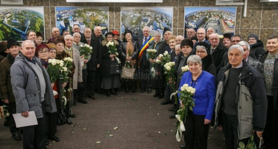 40 de Cupluri de Aur sărbătorite la sediul Primăriei Suceava, la împlinirea a 50 de ani de căsătorie