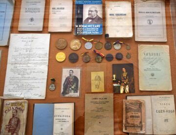 Expoziție de documente, fotografii și obiecte istorice din perioada Unirii Principatelor Române, la Colegiul „Nicu Gane”