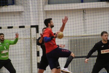 CSU Suceava a pierdut revanșa cu CSM Bacău. Foto handbalmania.ro